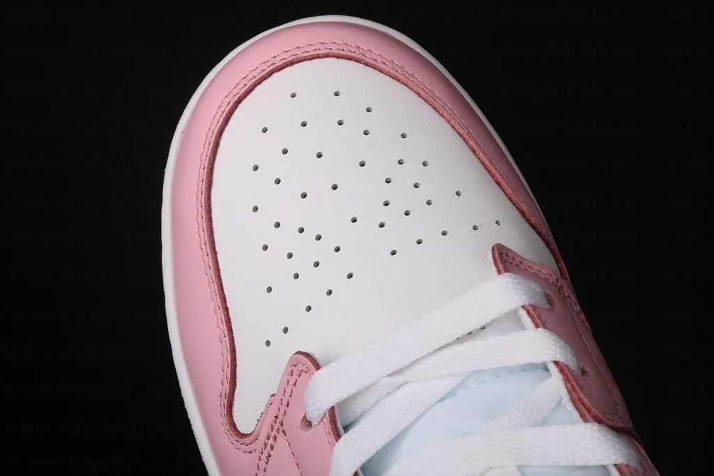 WMNS Air Jordan 1 AJ1 Retro - Pink/white